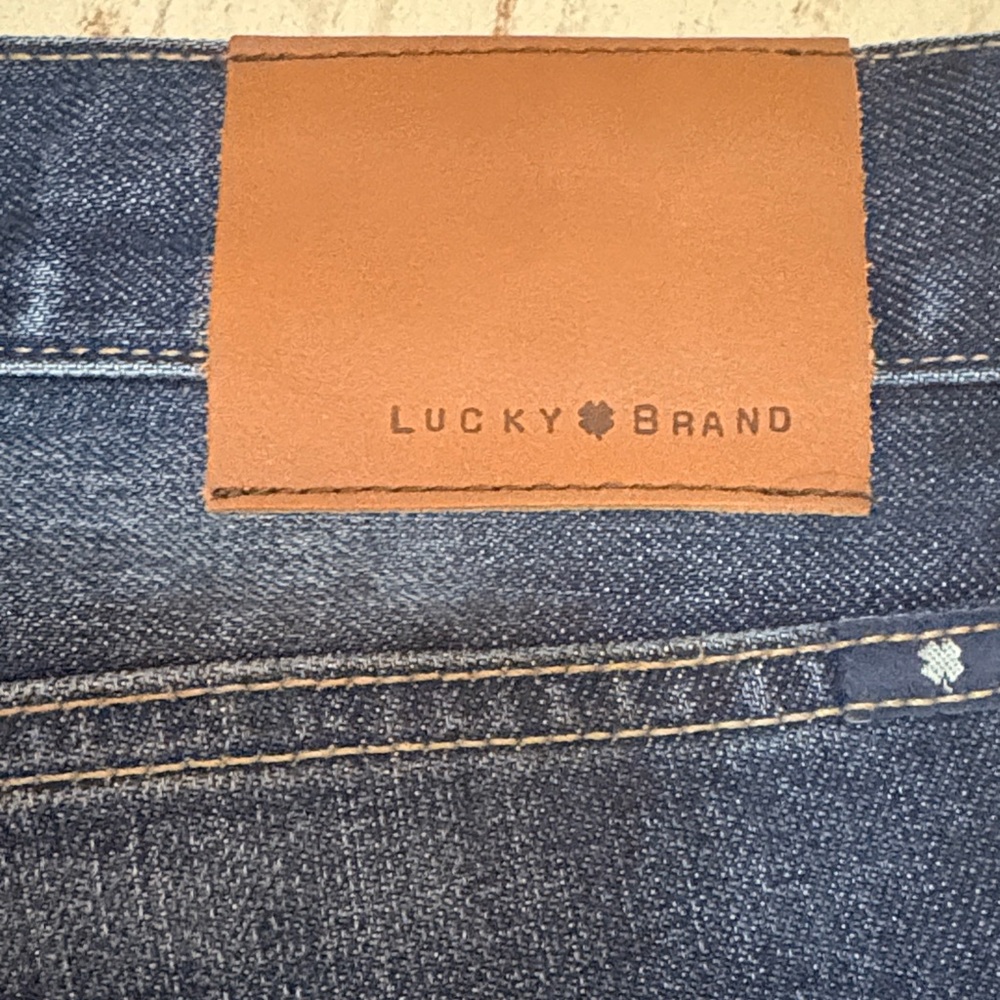Lucky Brand Men's Blue Jeans Size 36 Vintage Straight - Picture 6 of 16